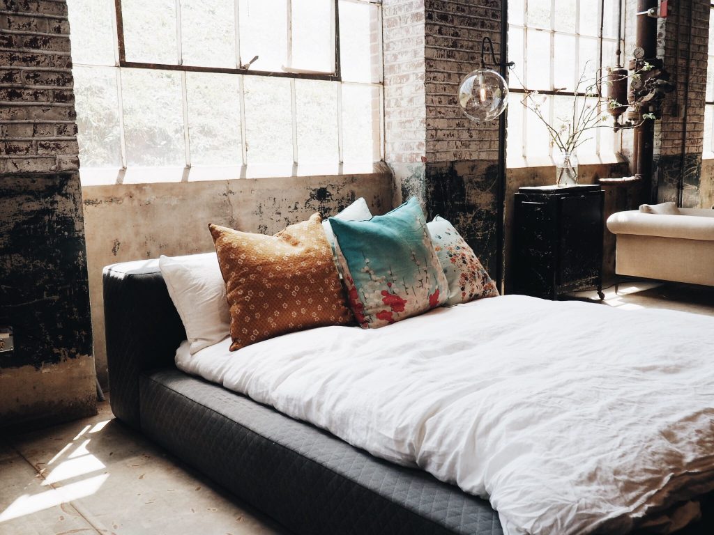 how to clean yellow stains on mattress