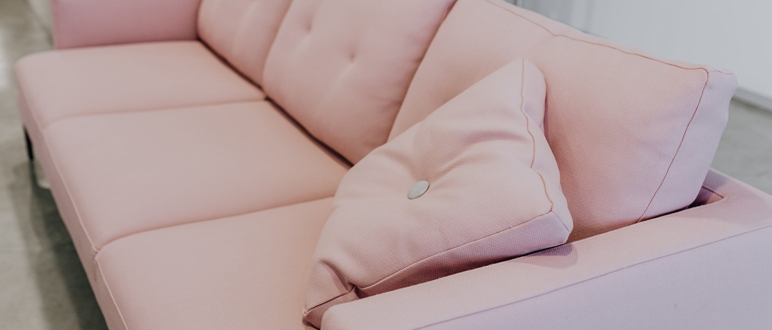 white sofa cleaning