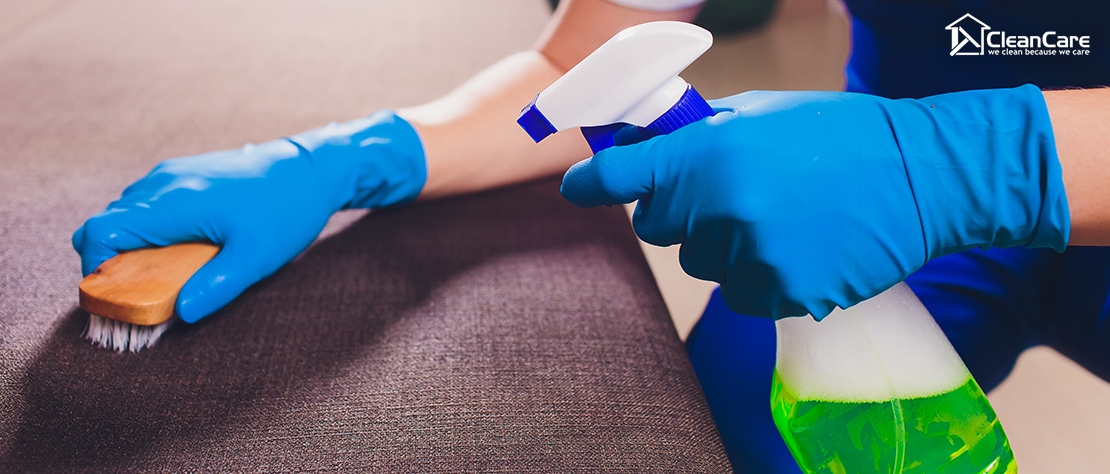 spraying solution sofa cleaning services