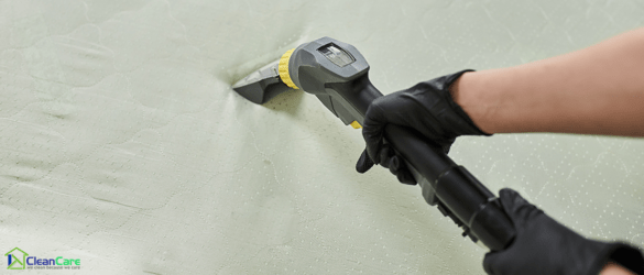 Professional mattres cleaning using hot steam